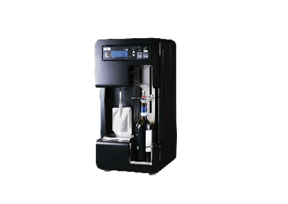 MK精工製の分注機vinoarkを利用して分注します｜withWine