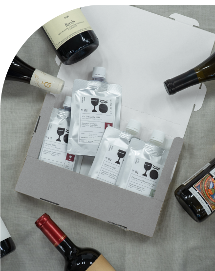 withWine|ウィズワインは、自宅で手軽に1杯分のワインを飲み比べできるサブスクサービスです。
「ワインは好きだけど詳しくない」「興味はあるけれどハードルが高い」と感じる方に最適。
継続の縛りがなく、気軽にお試しいただけます。